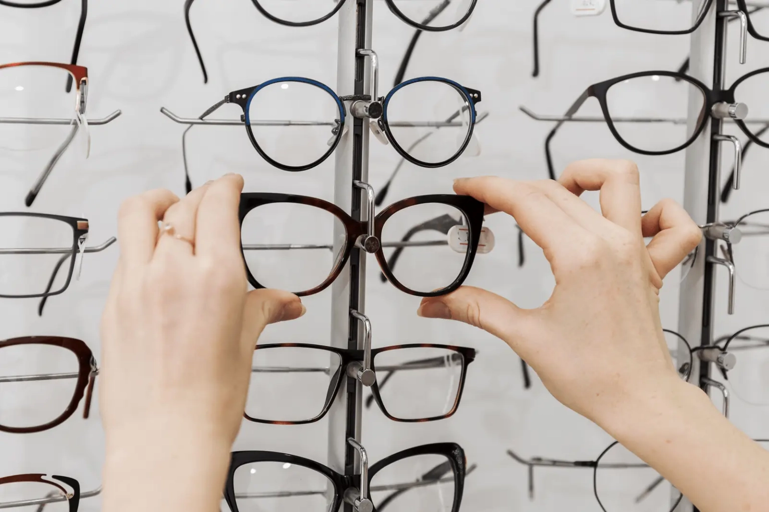 como elegir las gafas de sol o graduadas correctamente
