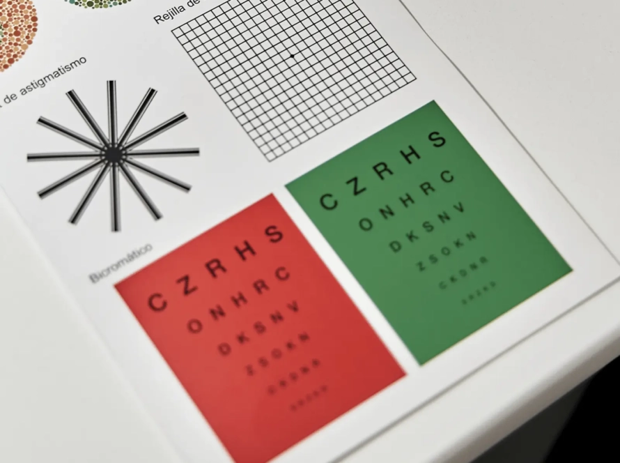 Plano detalle pruebas gráficas para el control de miopía y astigmatismo